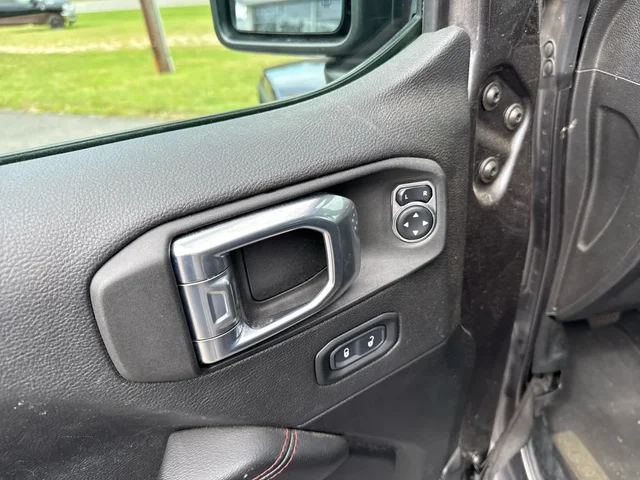 SEMINUEVOS JEEP Gladiator at Matthews in Liberty Buick GMC