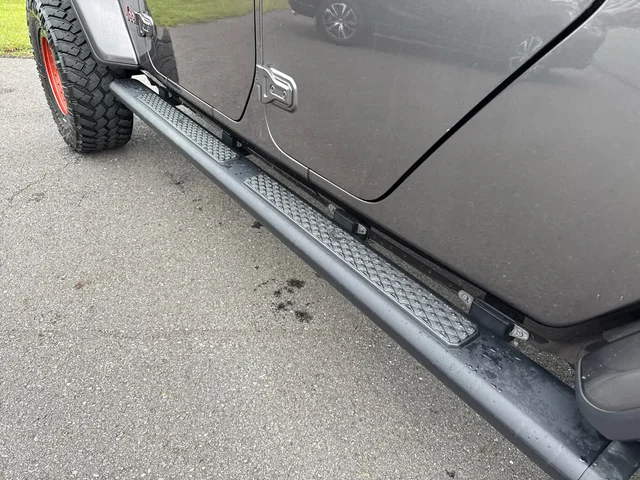 SEMINUEVOS JEEP Gladiator at Mt Airy in Mount Airy Toyota