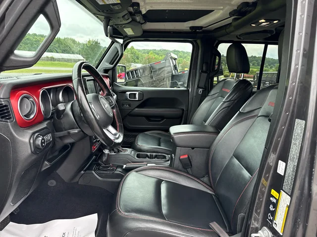 SEMINUEVOS JEEP Gladiator at Mt Airy in Mount Airy Toyota