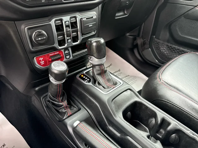 SEMINUEVOS JEEP Gladiator at Mt Airy in Mount Airy Toyota