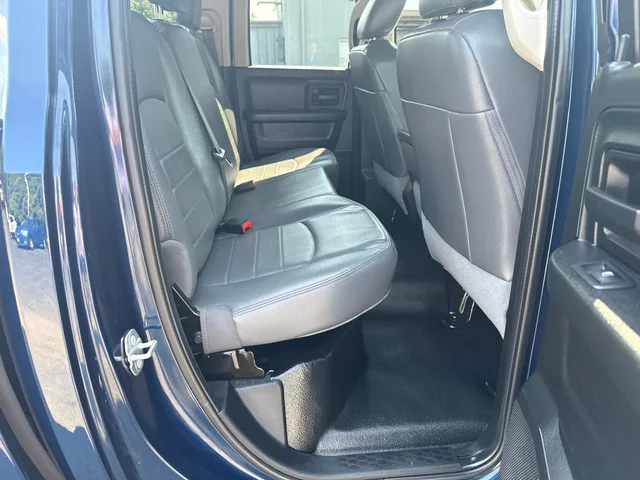 SEMINUEVOS RAM 1500 Classic a Estados en autogozo
