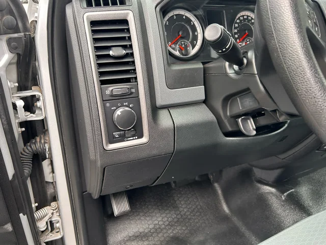 SEMINUEVOS RAM 1500 a Estados en autogozo