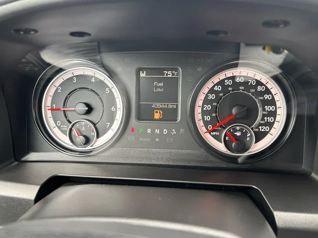 SEMINUEVOS RAM 1500 a Estados en autogozo