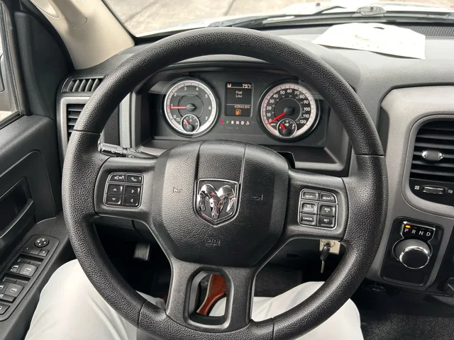 SEMINUEVOS RAM 1500 a Estados en autogozo
