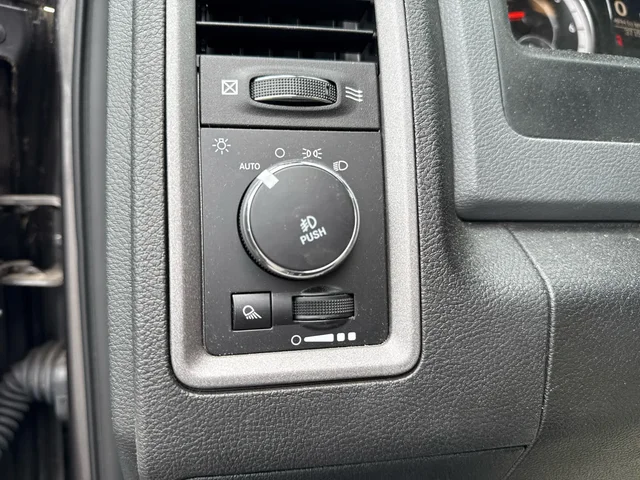 SEMINUEVOS RAM 1500 Classic at Mt Airy in Mount Airy Toyota