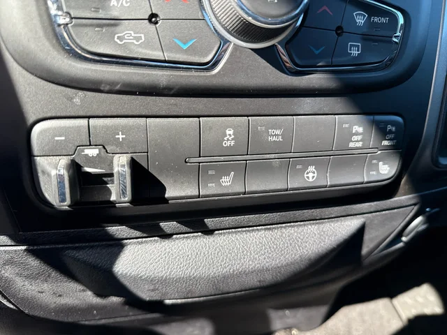 SEMINUEVOS RAM 1500 at Matthews in Liberty Buick GMC