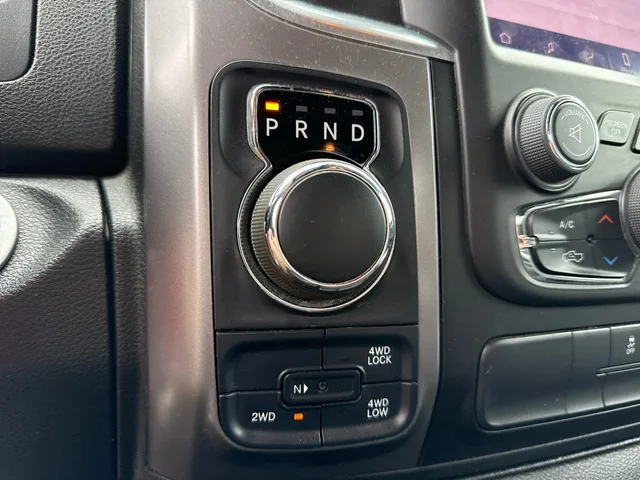 SEMINUEVOS RAM 1500 Classic at Matthews in Liberty Buick GMC