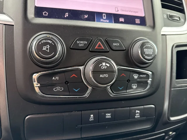 SEMINUEVOS RAM 1500 Classic at Matthews in Liberty Buick GMC