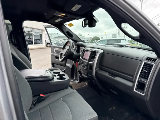 SEMINUEVOS RAM 1500 Classic at Matthews in Liberty Buick GMC