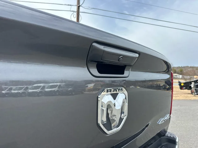 SEMINUEVOS RAM 1500 at Matthews in Liberty Buick GMC