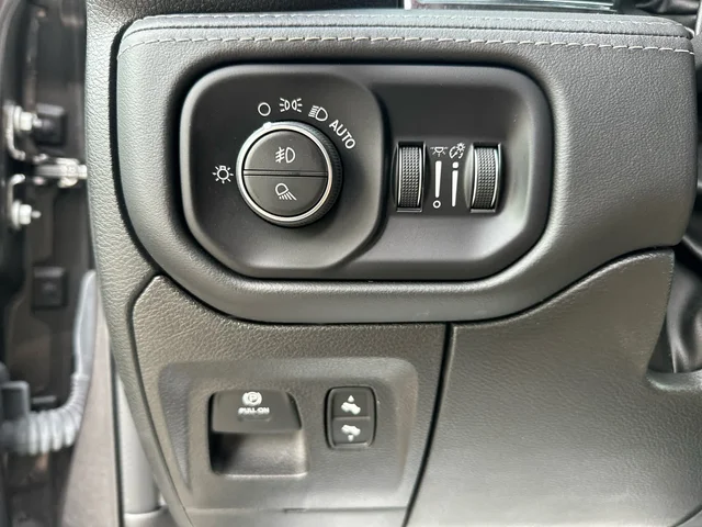 SEMINUEVOS RAM 1500 at Matthews in Liberty Buick GMC