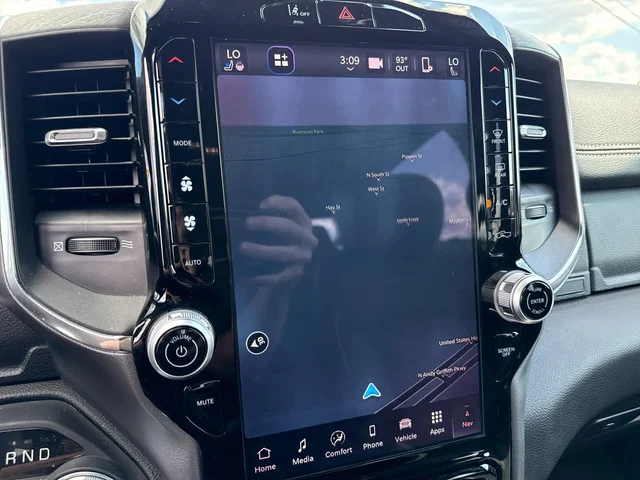 SEMINUEVOS RAM 1500 at Matthews in Liberty Buick GMC