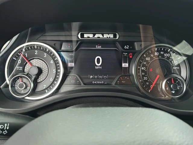 SEMINUEVOS RAM 1500 a Estados en autogozo