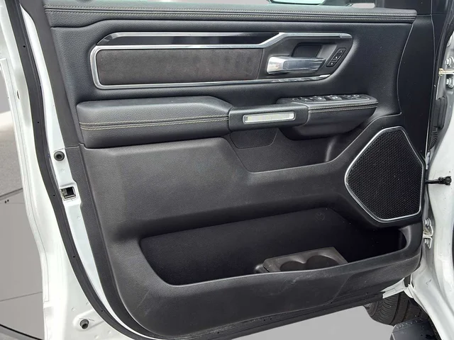 SEMINUEVOS RAM 1500 a Estados en autogozo
