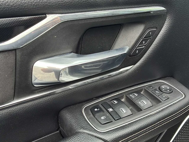 SEMINUEVOS RAM 1500 a Estados en autogozo