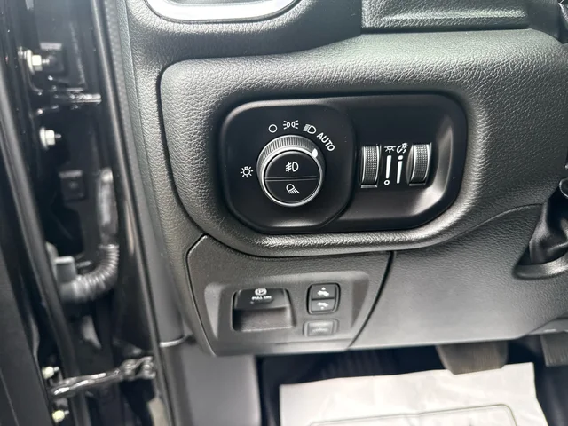 SEMINUEVOS RAM 1500 a Estados en autogozo