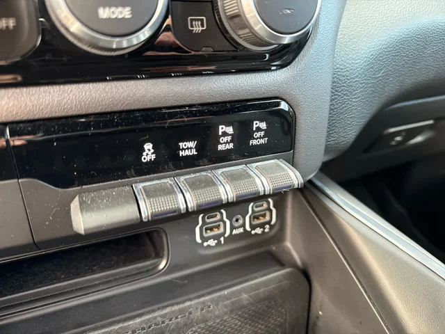 SEMINUEVOS RAM 1500 at Matthews in Liberty Buick GMC