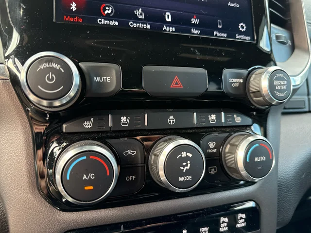 SEMINUEVOS RAM 1500 at Matthews in Liberty Buick GMC
