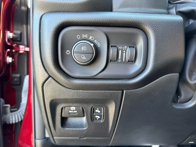 SEMINUEVOS RAM 1500 at Matthews in Liberty Buick GMC