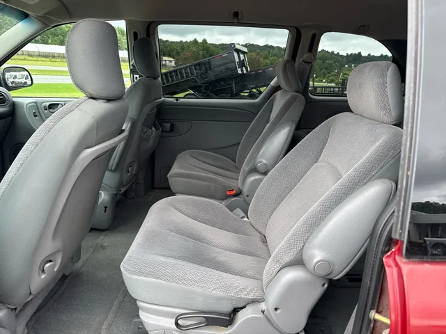 SEMINUEVOS DODGE Caravan at Matthews in Liberty Buick GMC