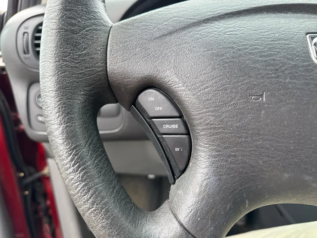 SEMINUEVOS DODGE Caravan at Matthews in Liberty Buick GMC