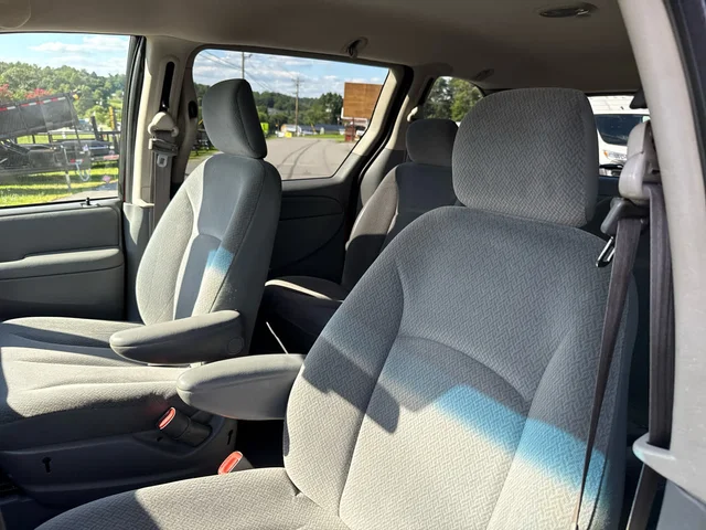 SEMINUEVOS DODGE Caravan at Matthews in Liberty Buick GMC