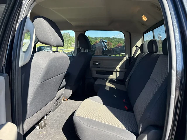 SEMINUEVOS DODGE Ram 1500 at Matthews in Liberty Buick GMC