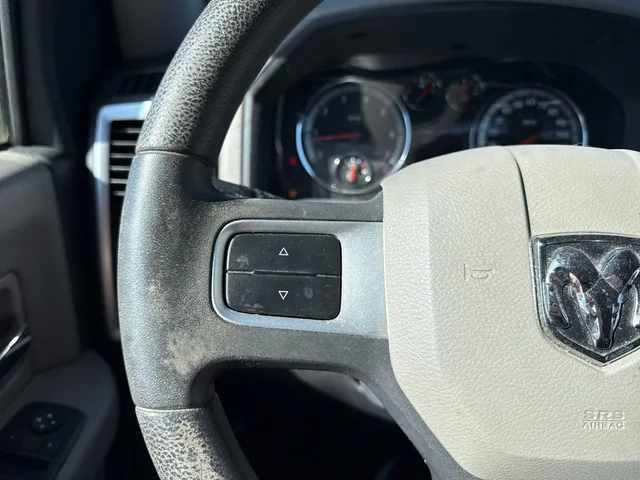 SEMINUEVOS DODGE Ram 1500 at Matthews in Liberty Buick GMC