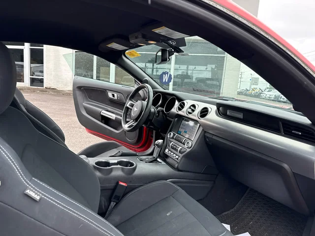 SEMINUEVOS FORD Mustang at Matthews in Liberty Buick GMC