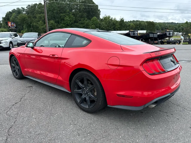SEMINUEVOS FORD Mustang at Matthews in Liberty Buick GMC