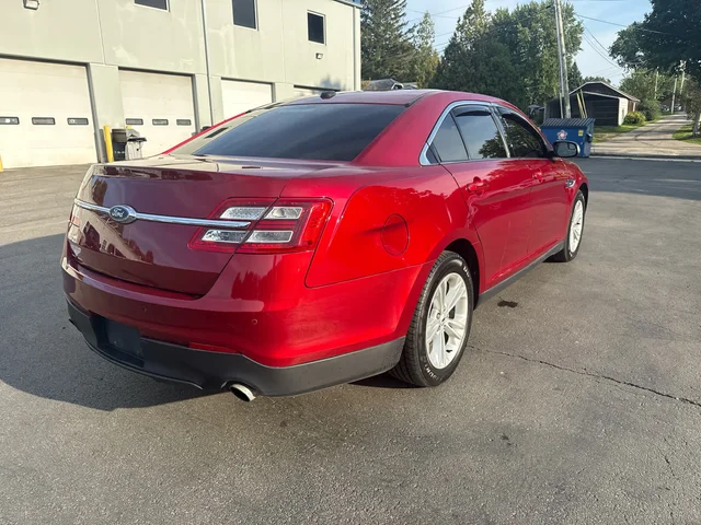 SEMINUEVOS FORD Taurus a Estados en autogozo