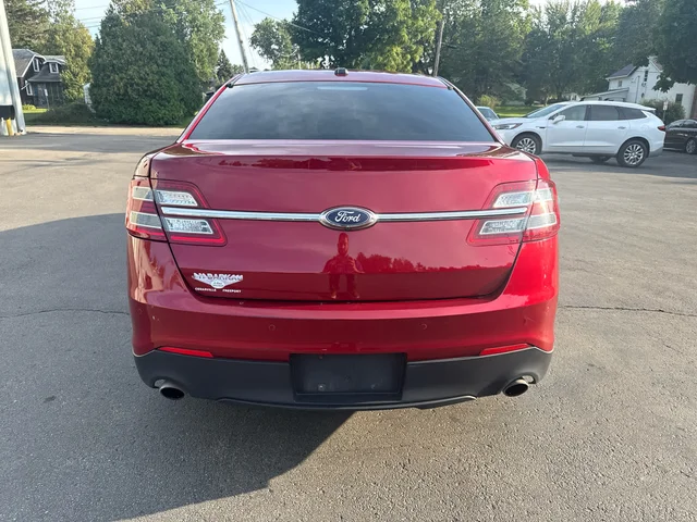 SEMINUEVOS FORD Taurus a Estados en autogozo
