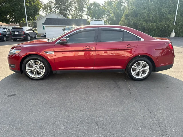 SEMINUEVOS FORD Taurus a Estados en autogozo