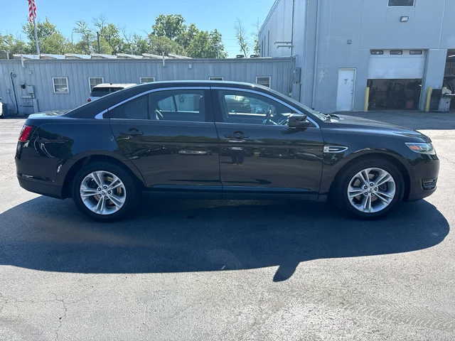 SEMINUEVOS FORD Taurus a Estados en autogozo
