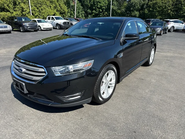 SEMINUEVOS FORD Taurus a Estados en autogozo