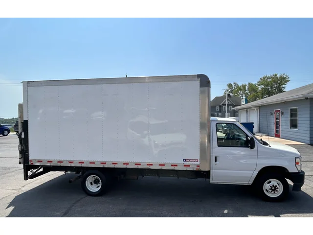 SEMINUEVOS FORD E-Series Cutaway a Estados en autogozo