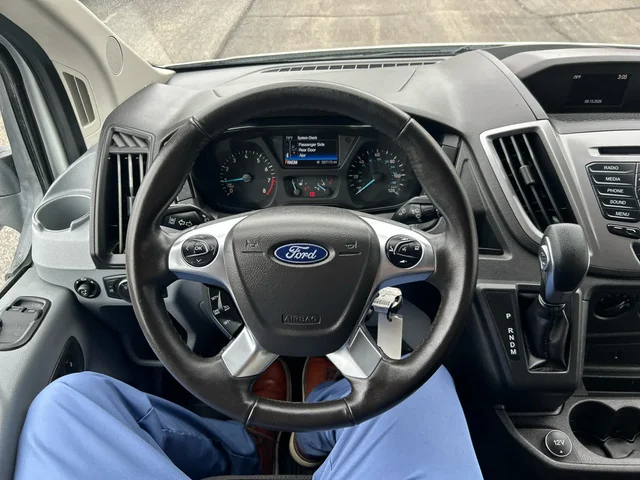SEMINUEVOS FORD Transit Passenger a Estados en autogozo