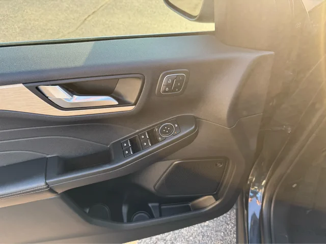 SEMINUEVOS FORD Escape a Estados en autogozo