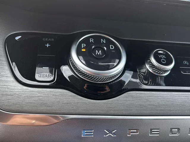 Nuevos FORD EXPEDITION MAX à Estados chez autogozo