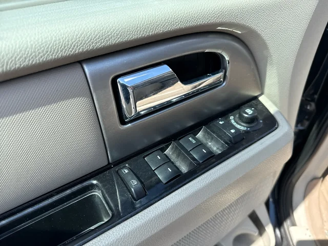 SEMINUEVOS FORD Expedition EL at Mount Airy in Mount Airy Chrysler Dodge Jeep Ram Fiat