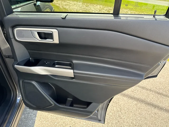 SEMINUEVOS FORD Explorer at Matthews in Liberty Buick GMC