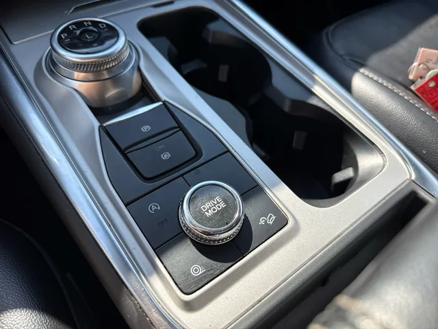 SEMINUEVOS FORD Explorer at Matthews in Liberty Buick GMC