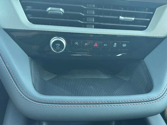 Nuevos FORD EXPLORER à Estados chez autogozo