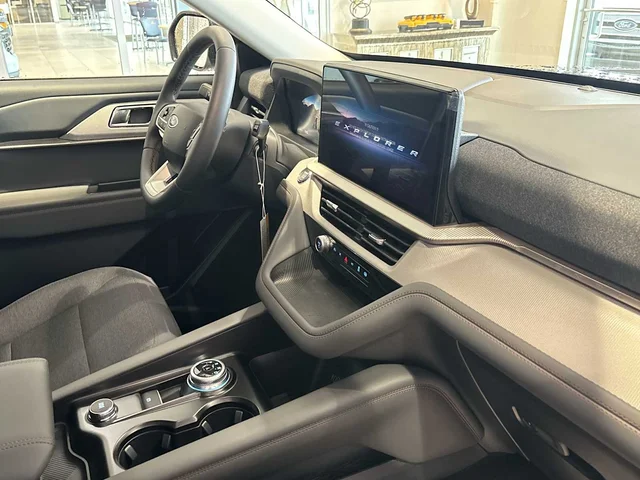 Nuevos FORD EXPLORER à Estados chez autogozo