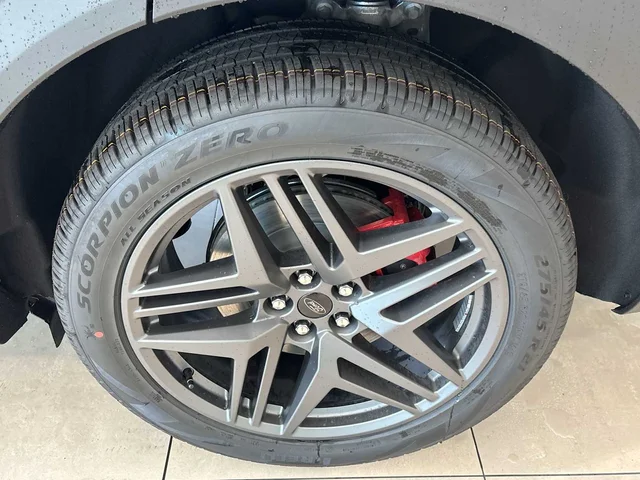 Nuevos FORD EXPLORER à Estados chez autogozo