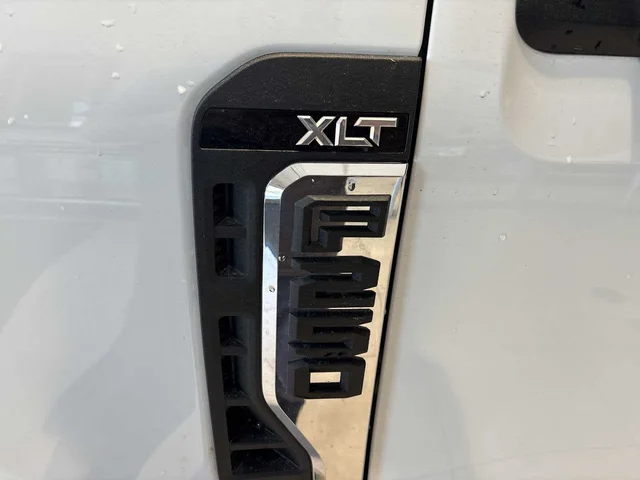Nuevos FORD SUPER DUTY F-250 SRW à Estados chez autogozo