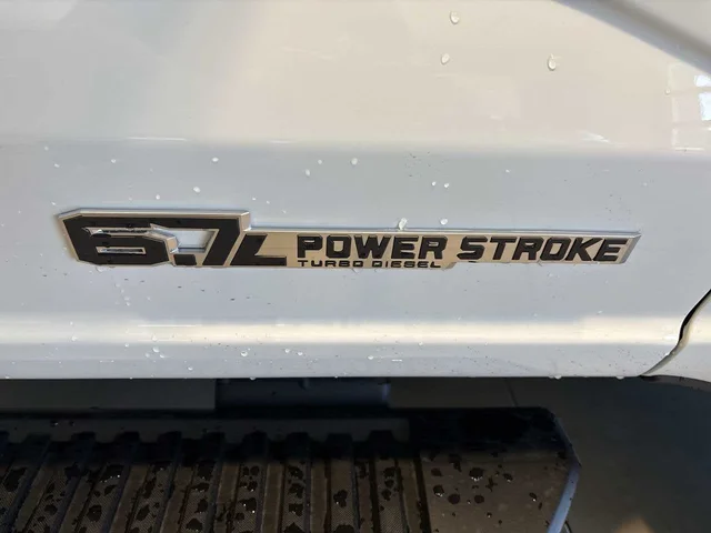 Nuevos FORD SUPER DUTY F-250 SRW à Estados chez autogozo