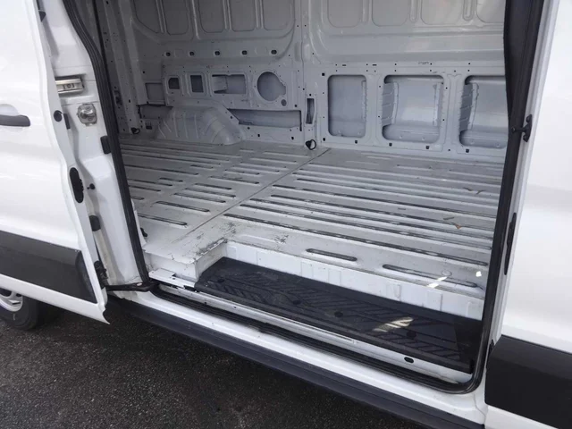 SEMINUEVOS FORD Transit Cargo Van a Estados en autogozo
