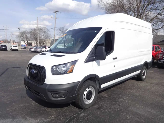 SEMINUEVOS FORD Transit Cargo Van a Estados en autogozo
