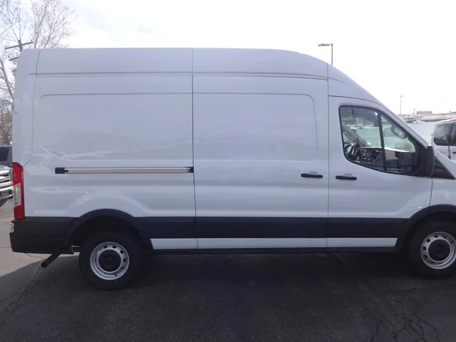 SEMINUEVOS FORD Transit Cargo Van a Estados en autogozo